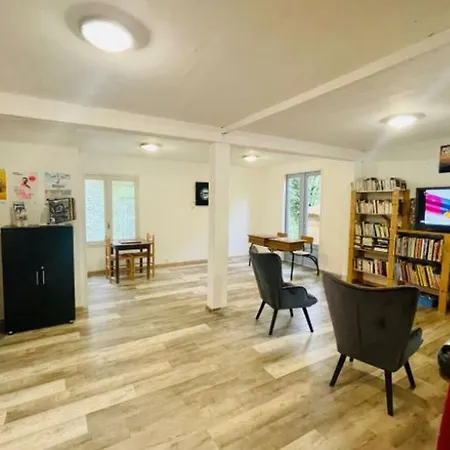 Mobil-home 3 Pieces Avec Terrasse A - Api-1-52-1043 *