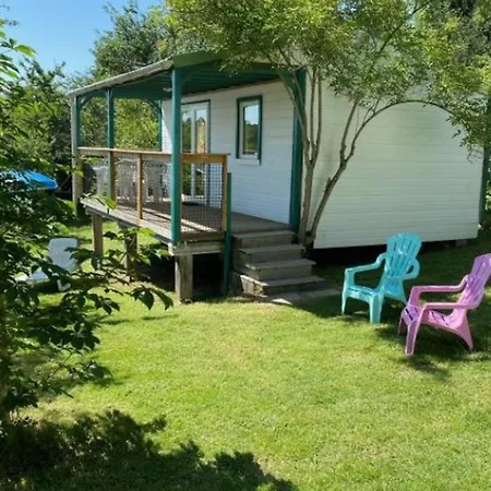 Mobil-home 3 Pieces Avec Terrasse A - Api-1-52-1043 * Camon (Languedoc-Roussillon)