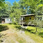 Kemping Mobil-home 3 Pieces Avec Terrasse A - Api-1-52-1043 Camon (Languedoc-Roussillon)