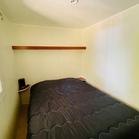 Mobil-home 3 Pièces Avec Terrasse à - Api-1-52-1043 *