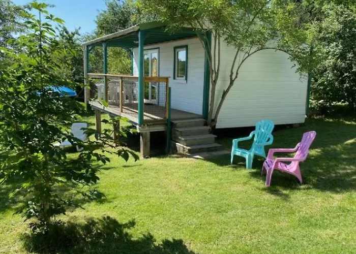 Mobil-home 3 Pieces Avec Terrasse A - Api-1-52-1043 * Camon (Languedoc-Roussillon)